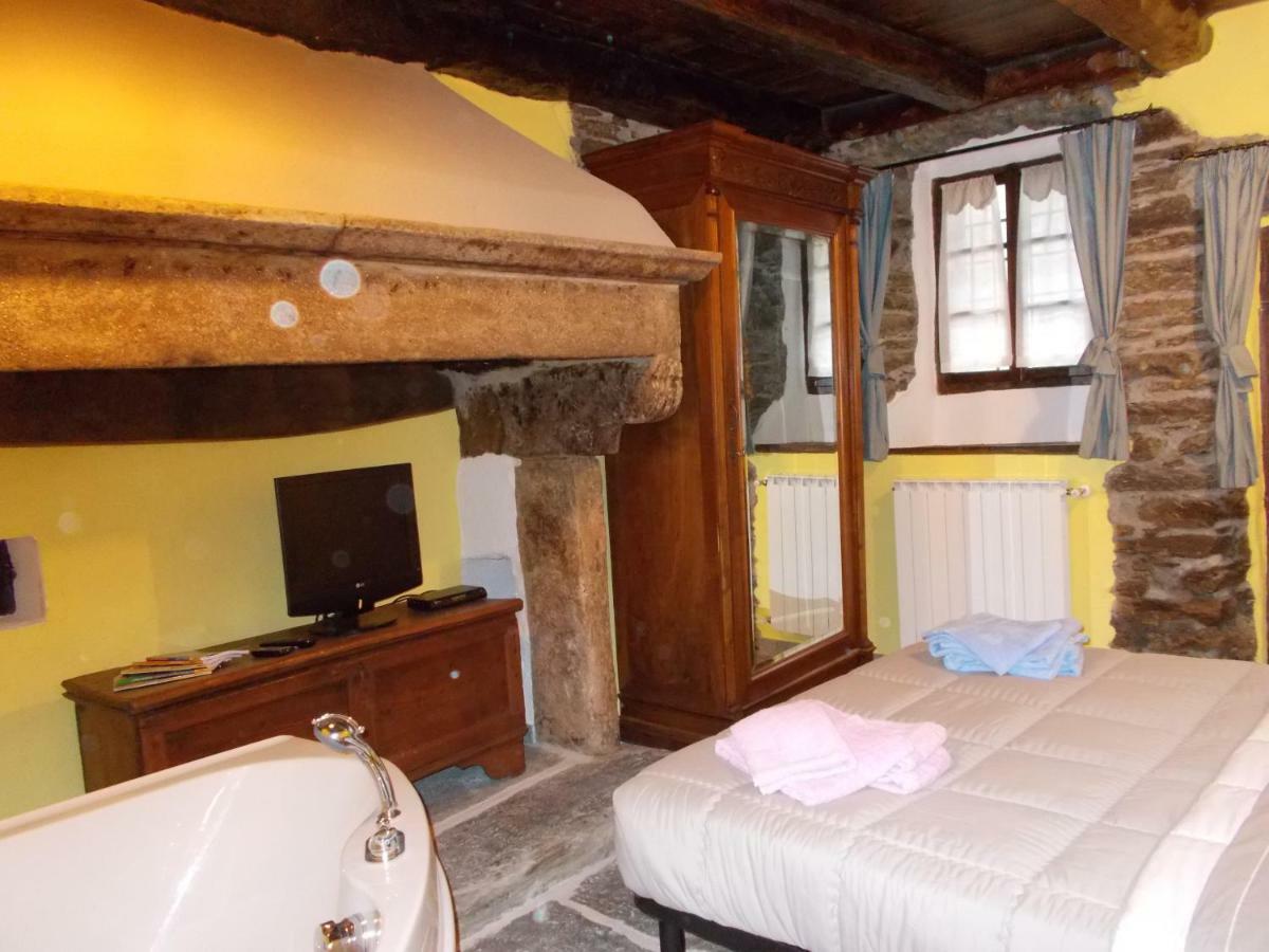 Вилла Il Borgo Di Monica Домодоссола Экстерьер фото